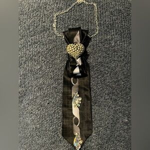 Elegant Black and Silver Heart Pendant Necklace